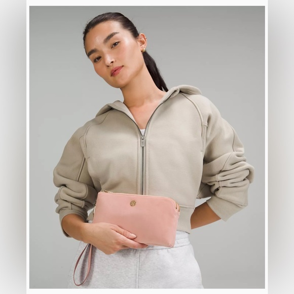 •Lululemon• Curved Velour Wristlet Pink Pastel LIMITED EDITION- GOLD Hardware - Picture 11 of 16